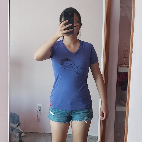 Independent Artist Design Pufferfish and Porcupine Friends Graphic Tee Small - Picture 4 of 4